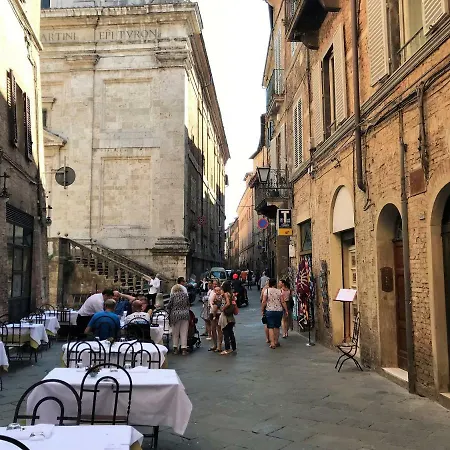 The Blue Lodge-cozy Flat Close To Piazza Del Campo Apartment *
